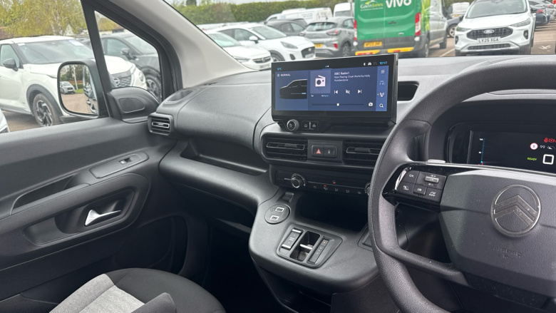 Citroen Berlingo 100kW Plus XL 52kWh 5dr Auto [7 Seat] Electric Estate